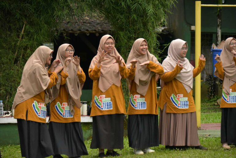 6raj4ym